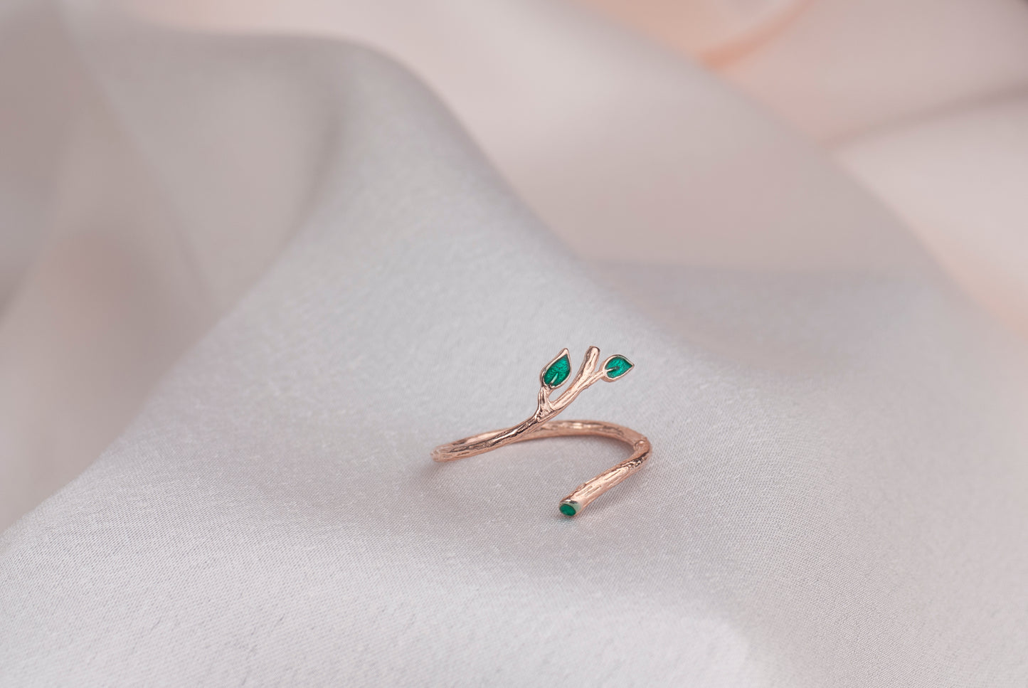 Nature-Inspired Adjustable Leaf Ring