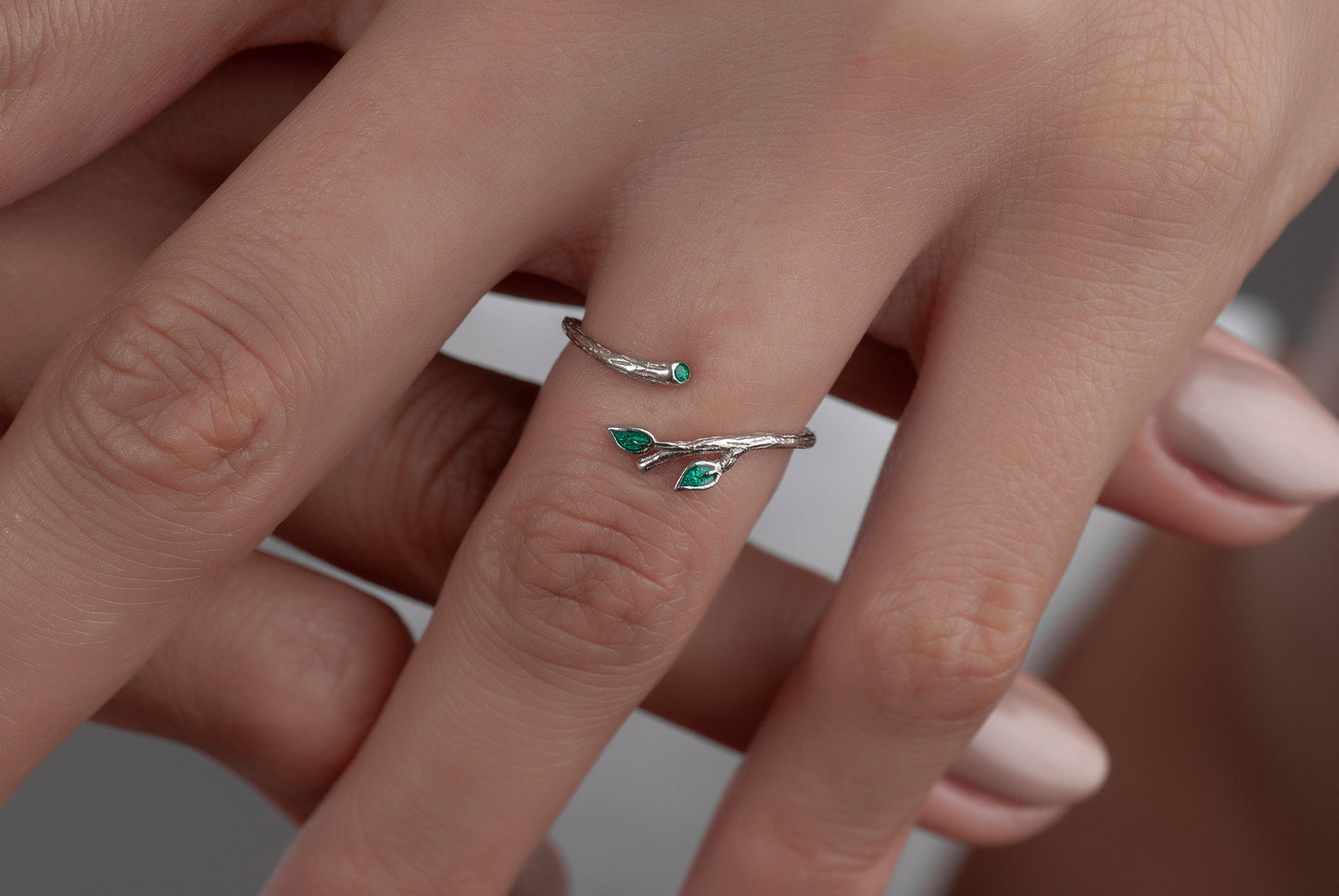 Nature-Inspired Adjustable Leaf Ring